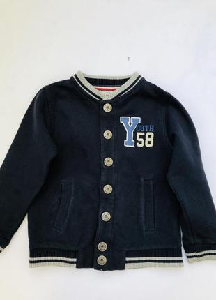 Класна толстовка chicco