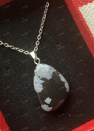 Натуральный камень обсидиан кулон в форме капли.2 фото