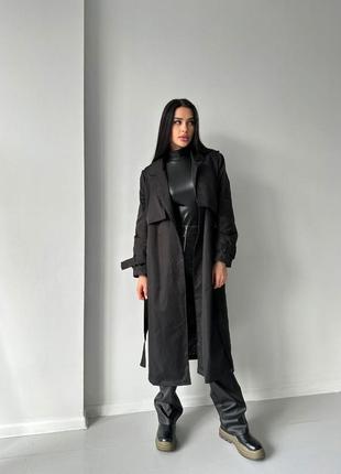 Черный тренч, пальто