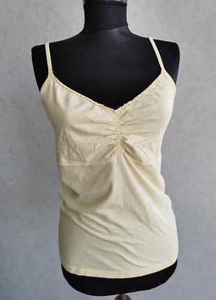 Красивая женская майка