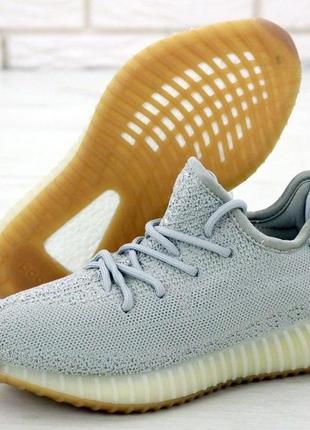 Женские кроссовки adidas yeezy boost 350