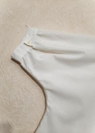 Красивая белая блуза с машинной вышивкой короткие рукава на манжетах женская на застёжке пуговицы10 фото