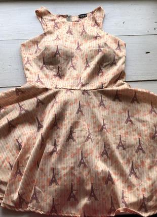 Шикарное атласное платье