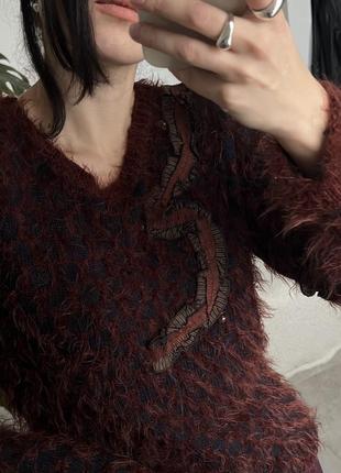 Винтажный мягкий коричневый свитер с бисером4 фото