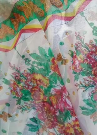 Нежный шёлковый (50% шёлк, 50% полиэстер) шарф в цветы4 фото