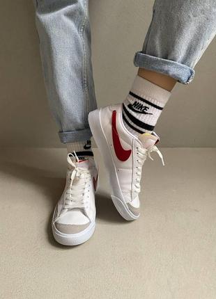 Женские кроссовки nike blazer low9 фото