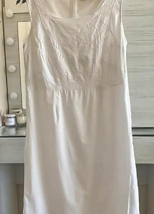Платье