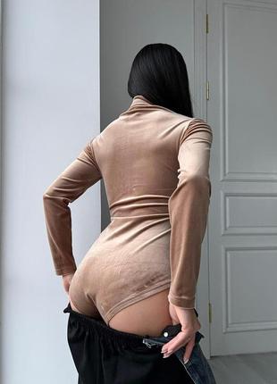Женское стильное велюровое боди шерил10 фото
