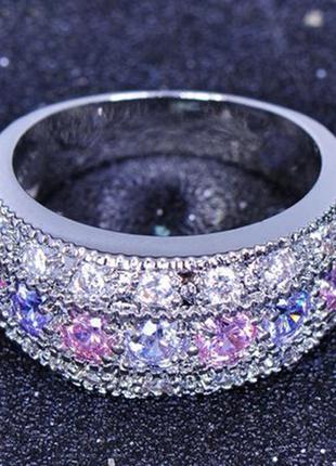 Шикарное кольцо с разноцветными кристаллами4 фото