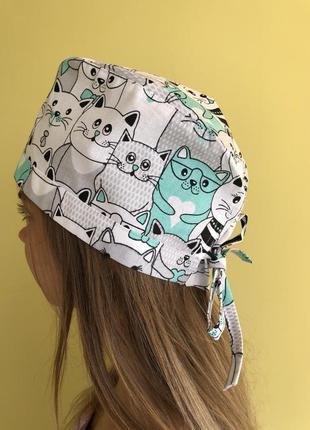 Медична шапочка з котами для медика, ветеринара з бавовни