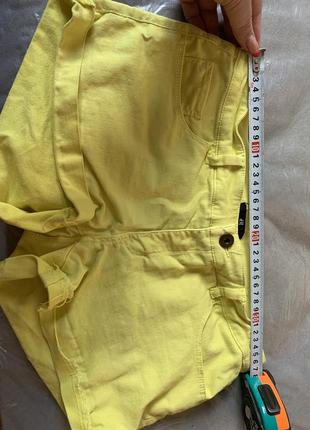Яскраві стильні жовті шорти h&m6 фото