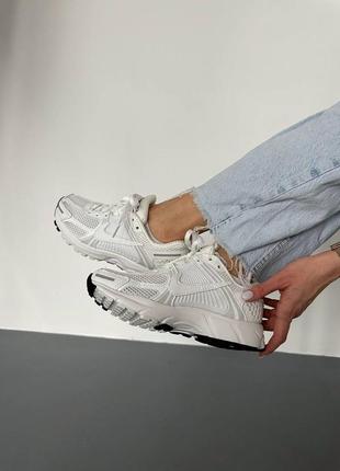 Кроссовки nike zoom vomero 5 white3 фото