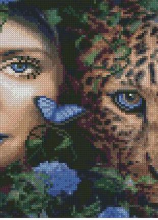 Алмазная мозаика девушка с леопардом 30х30см круглые камни-стразы, на подрамнике, термопакет, тм стратег,