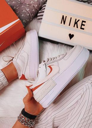 Жіночі кросівки nike air force 1 shadow beige