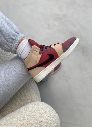 Кроссовки nike air jordan 1, nike air force 1, nike air max, nike zoom fly, nike vomero 5, nike blazer, nike lebron, nike cortez, nike m2k tekno3 фото