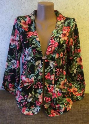 Легкий кардиган маленького размера