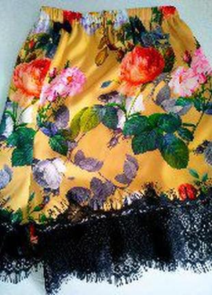 Красивый шелковый халат с французским кружевом и шорты8 фото