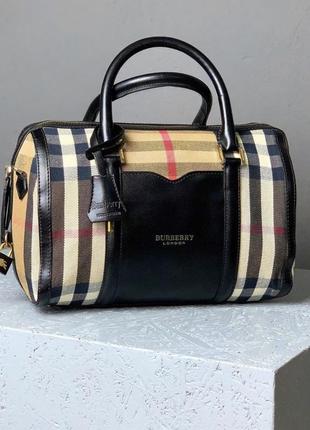 Сумка  брендовая burberry1 фото