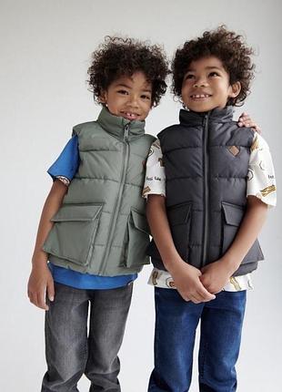Стеганий жилет для хлопчика|