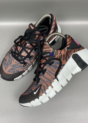 Женские кроссовки nike free metcon 4 dj8655-018 оригинал5 фото