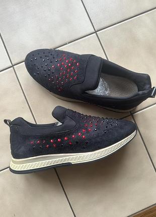 Кросівки 36p устілка 23 см