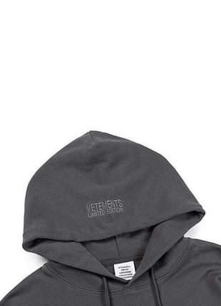 Худи vetements logo limited edition grey hoodie2 фото