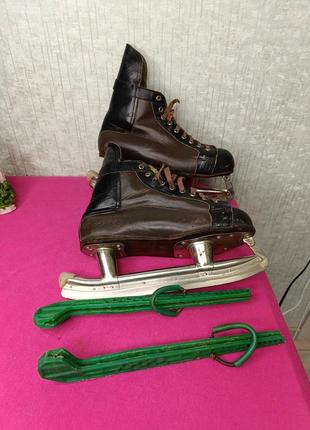 Советские хоккейные коньки 41 размер ссср с защитами для лезвий