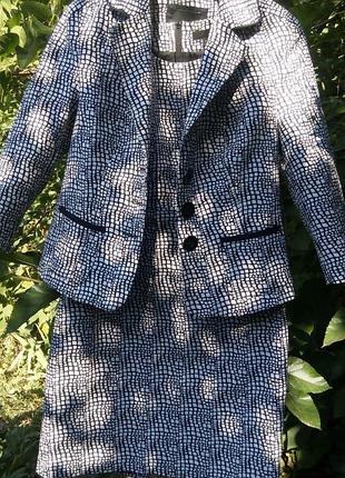 Платье и пиджак next