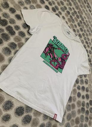 Футболка marvel. розмір l-xl. стан ідеальний