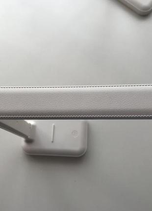 Настольная лампа (кроватная)