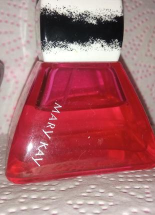 Туалетна вода mary kay eau so daring2 фото