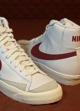 Новые кроссовки nike blazer mid 77 vntg с коробкой1 фото