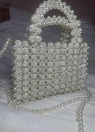 Сумка жіноча із перлин білого кольору3 фото