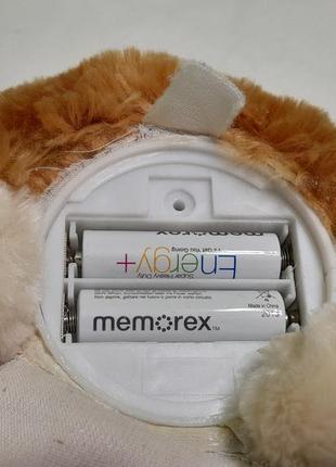 Іграшка м'яка інтерактивна sainsbury`s - співаючий песик , 18 см .