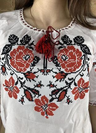 Вышитая рубашка с орнаментом розы малый размер5 фото