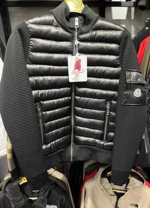 Мужская куртка moncler с вязаными рукавами черная