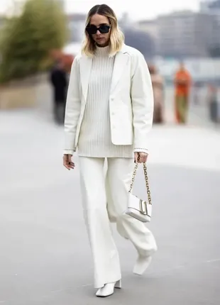 Элегантные штанишки клеш stefanel) 38-40