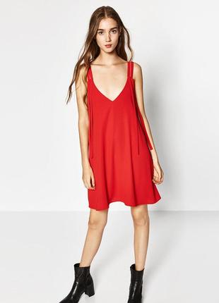 Стилтне плаття zara