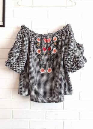 Блузка с вышивкой голые плечи 😍