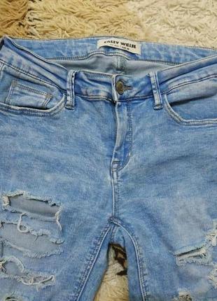 Трендовые рваные скинни джинсы tally weijl, с-м (можно больше)5 фото