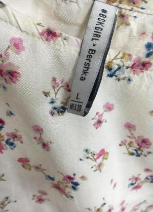 Крутая блуза нарядная из вискозы в цветочный принт bershka4 фото