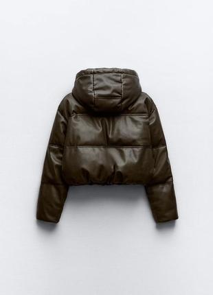 Укороченная куртка zara из экокожи8 фото