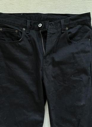 Прямые джинсы черного цвета