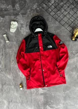 Красная ветровка The North Face