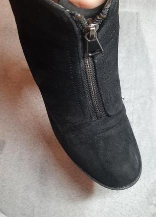 Ботинки на каблуке, платформа,черные,требусь поменять стельку, ботинки,штучная замша, ботинки,туфлы,на каблуке,платформенное4 фото