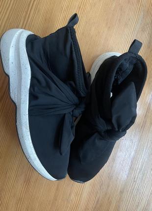 Кросівки fit