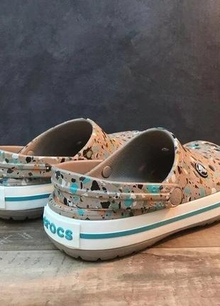 Крокс крокбэнд клог terезо mульти беж crocs crocband clog terrazzo multi/mushroom5 фото