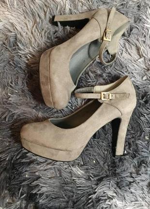 Туфли босоножки закрытые состояние новых