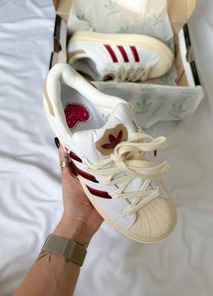 Жіночі кросівки adidas superstar bonega beige red2 фото
