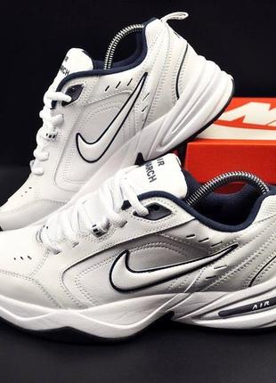 Nike air monarch iv